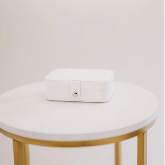 Harlow Jewelry Case: White