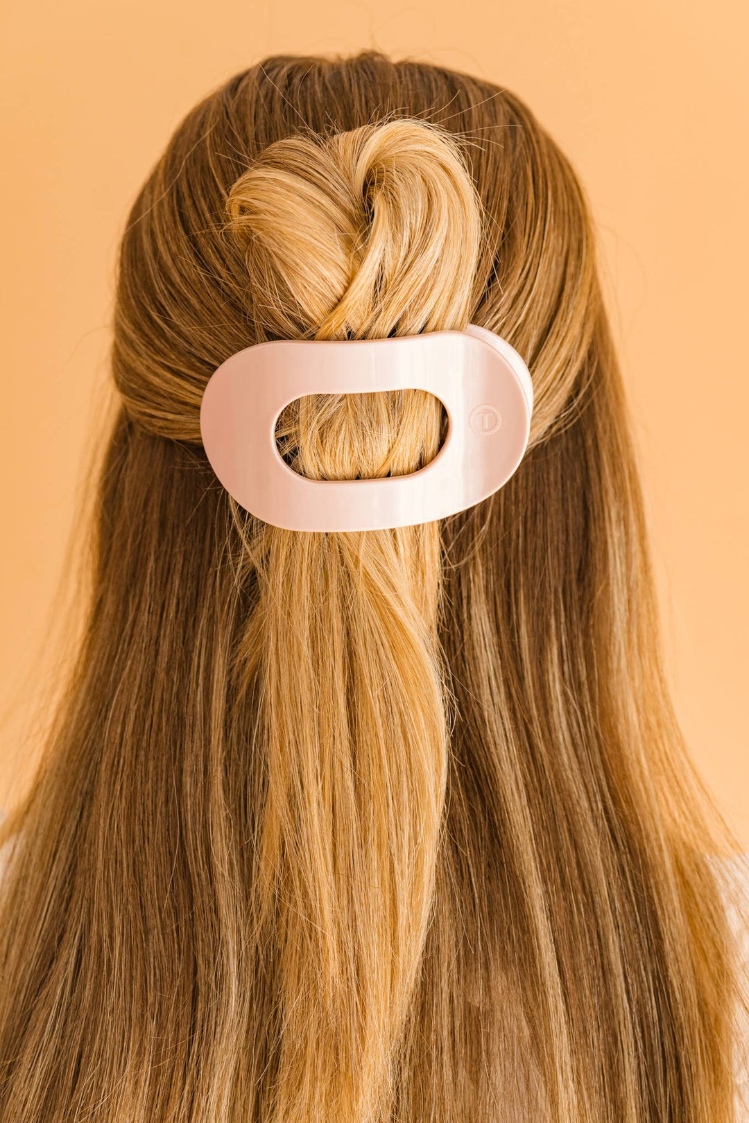 Medium Round Flat Hair Clip-Pearly Pink