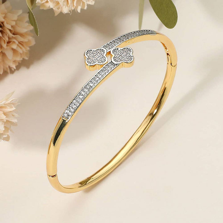 SECRET BOX_Stainless Steel Rhinestone Pave Quatrefoil Tip End Wrapped Hinged Bangle Bracelet