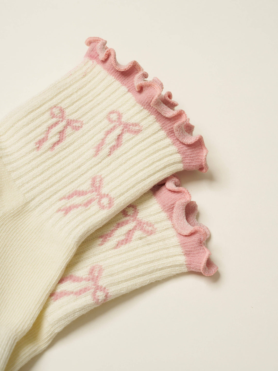 Bow Ruffle Grip Sock: Soft Pink