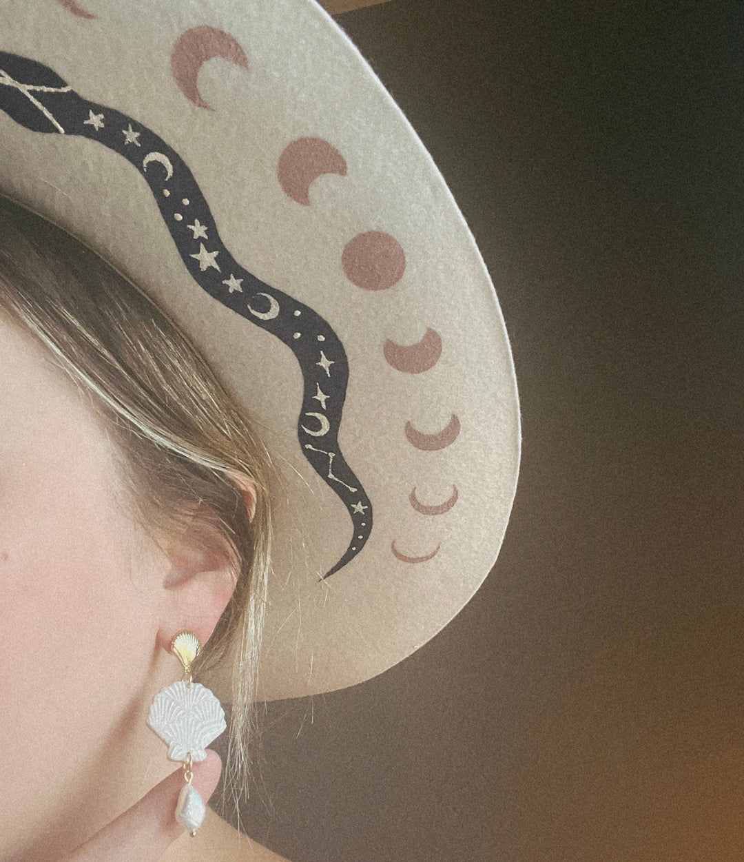 Amelie 2 Pearlescent Earrings 