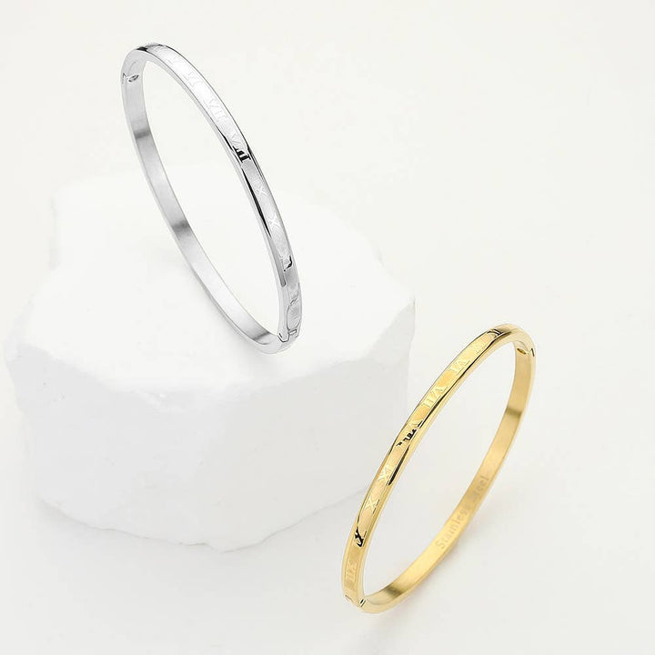Roman Numerals Hinged Bangle Bracelet: Gold
