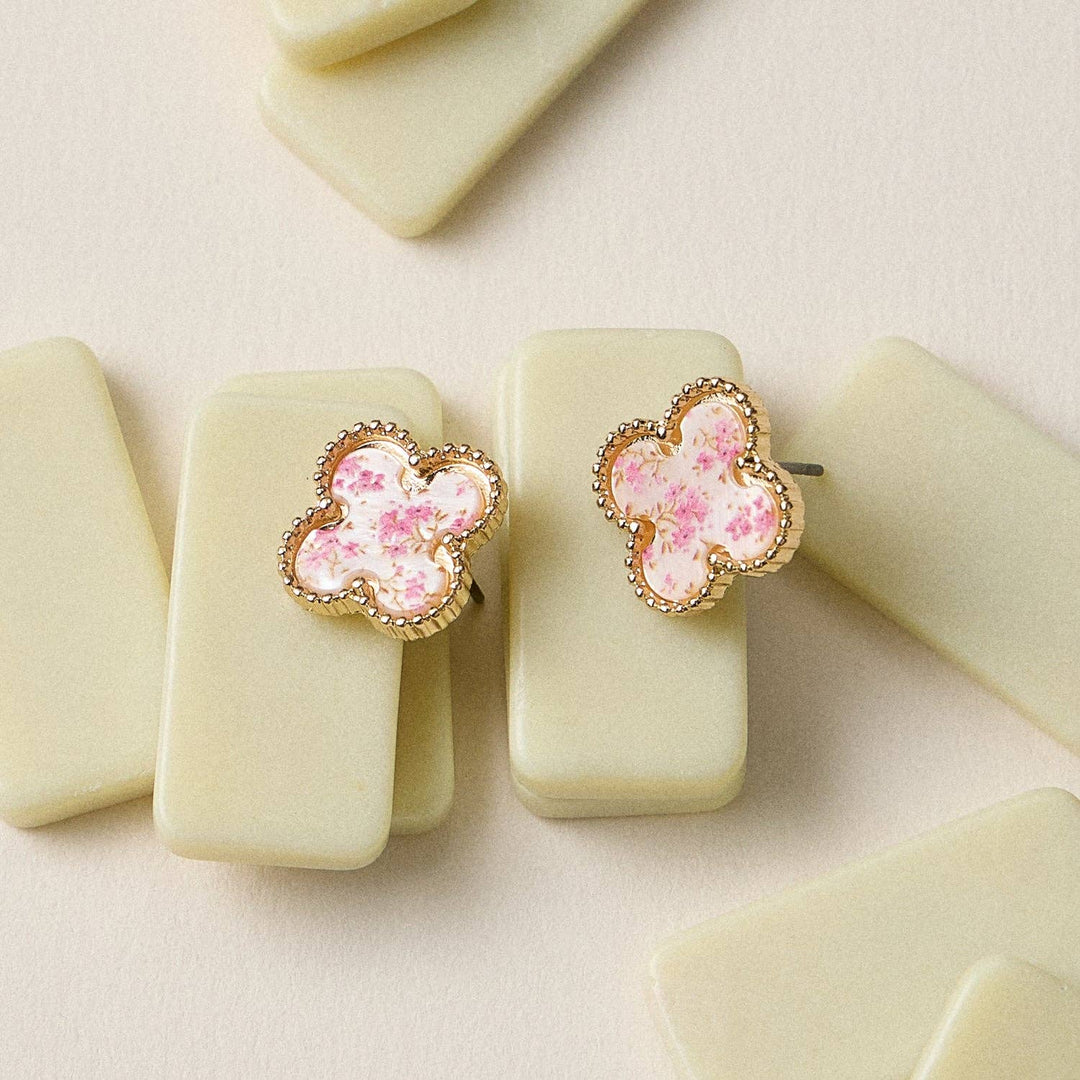 Enamel Quatrefoil Stud Earrings: GD / ONE