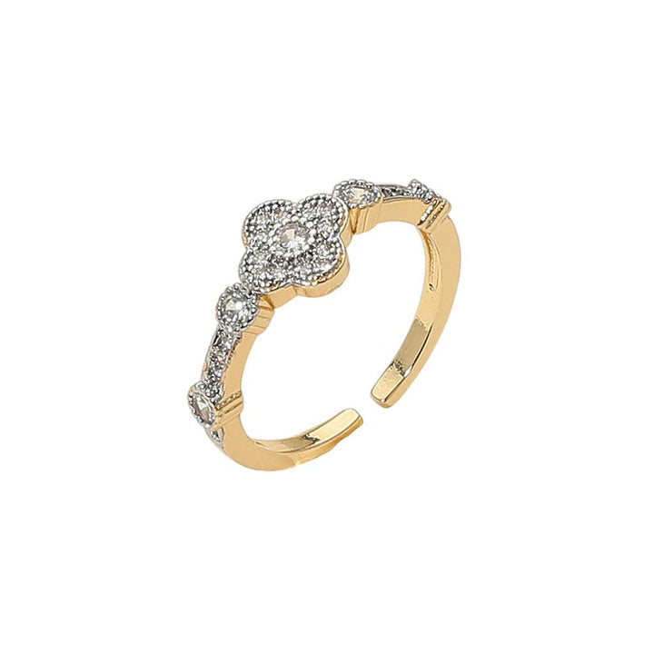 Stone Paved Quatrefoil Accent Adjustable Ring