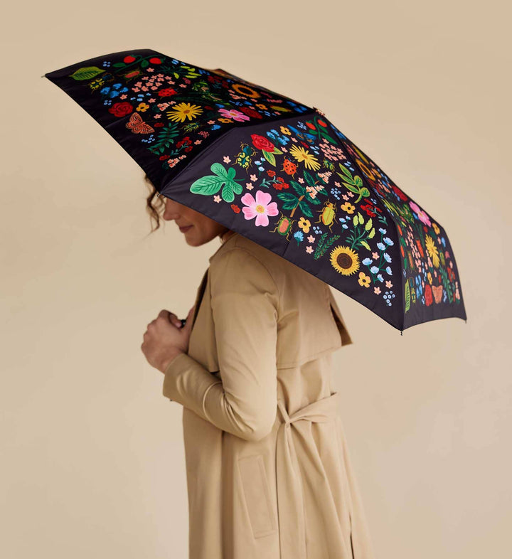 Curio Umbrella