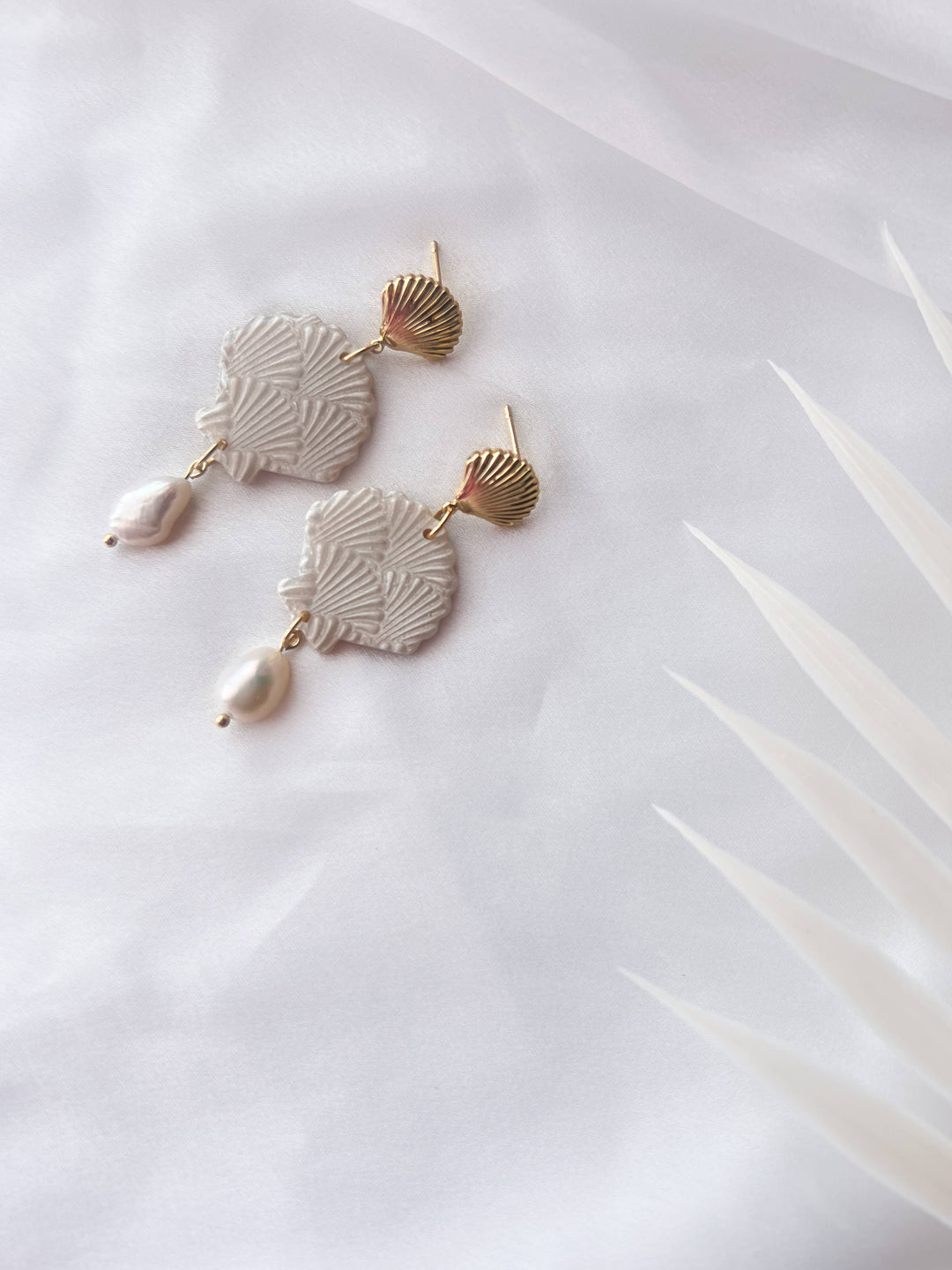 Amelie 2 Pearlescent Earrings 
