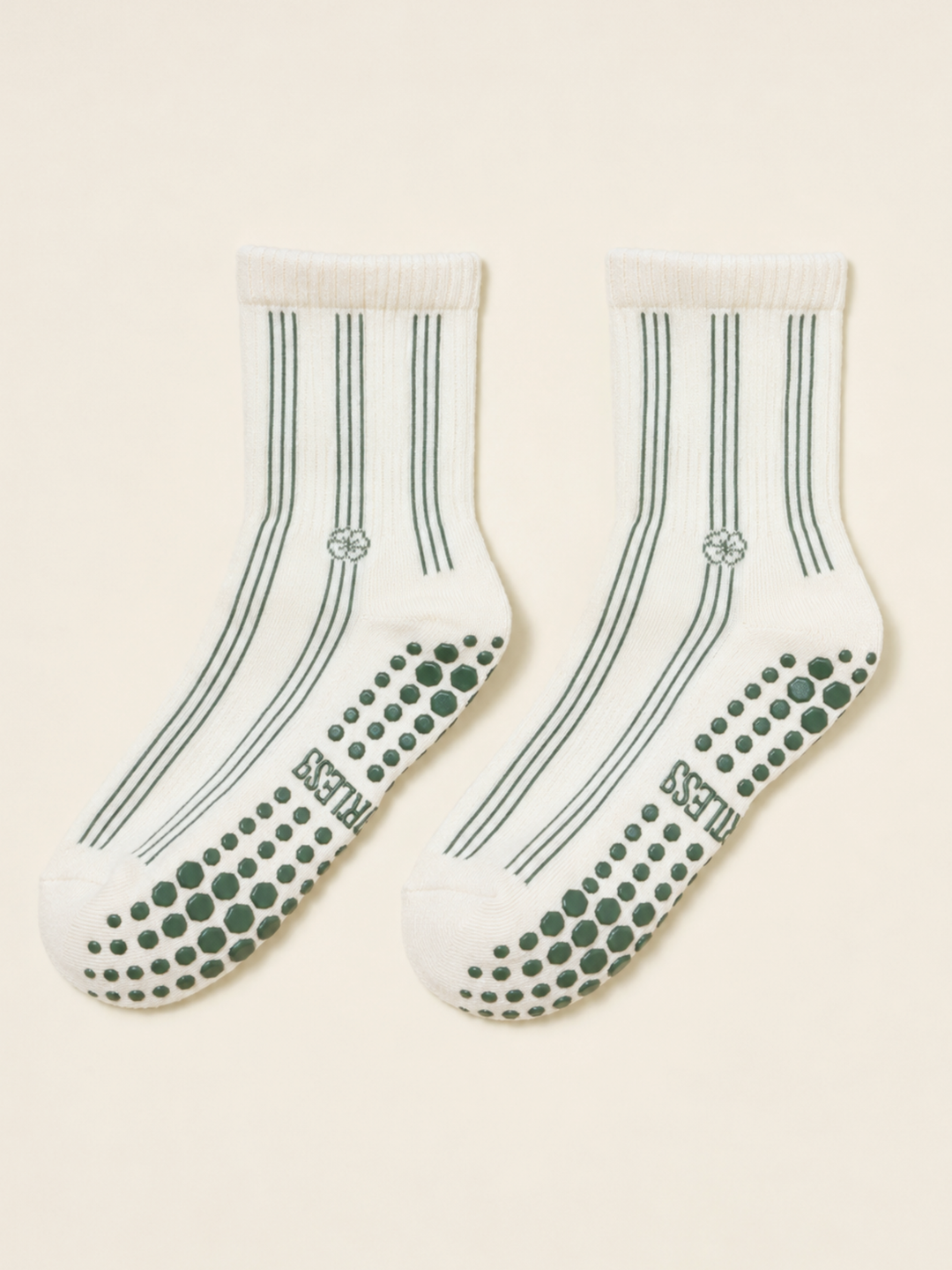 🍀 Lucky Leaf Stripe Grip Sock