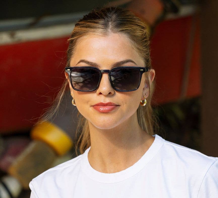 Shasta Sunglasses: Blue / No Correction / None