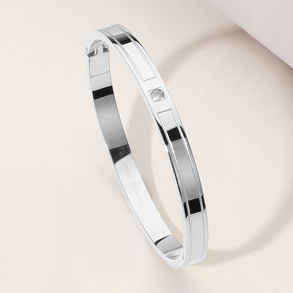 Stone Pointed Hinged Bangle Bracelet: Yellow Gold