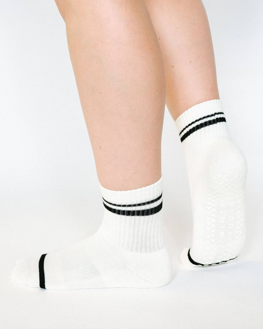 Women's Varsity Ankle Grip Sock: S/M