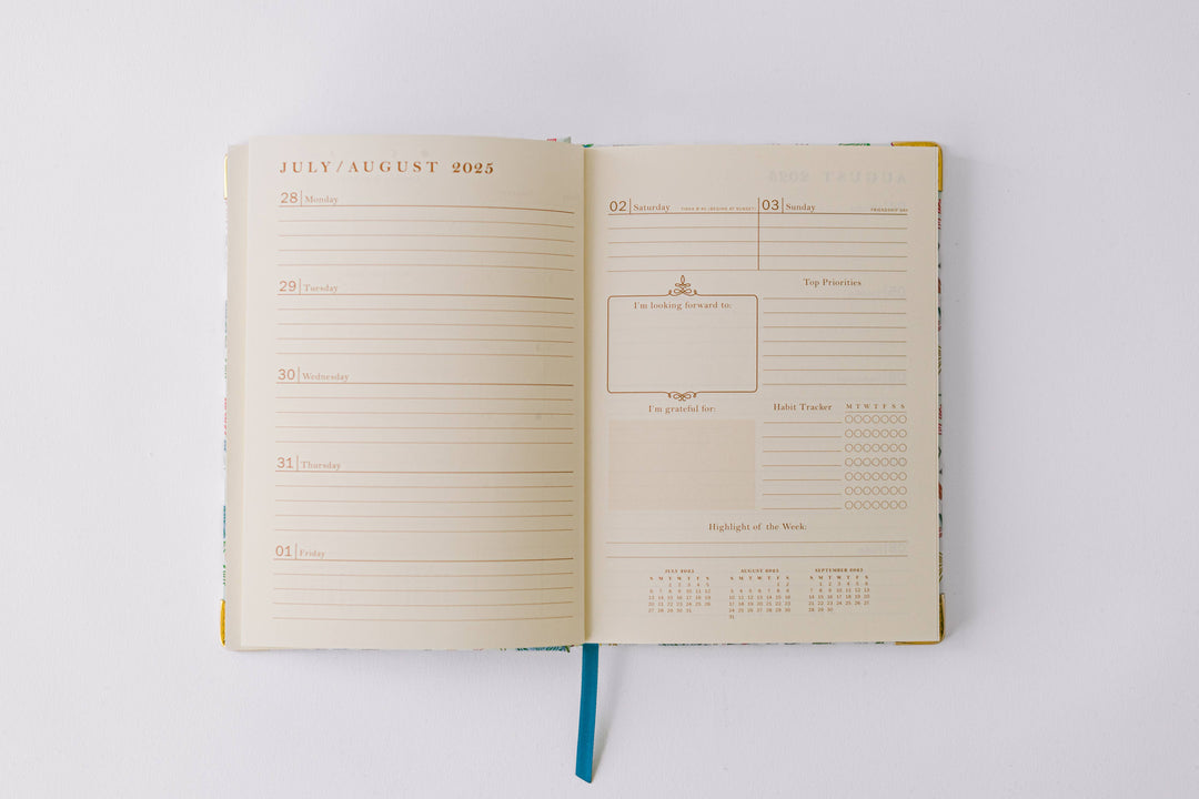 2026 Birds and Bows 17-Month Medium Bound Planner