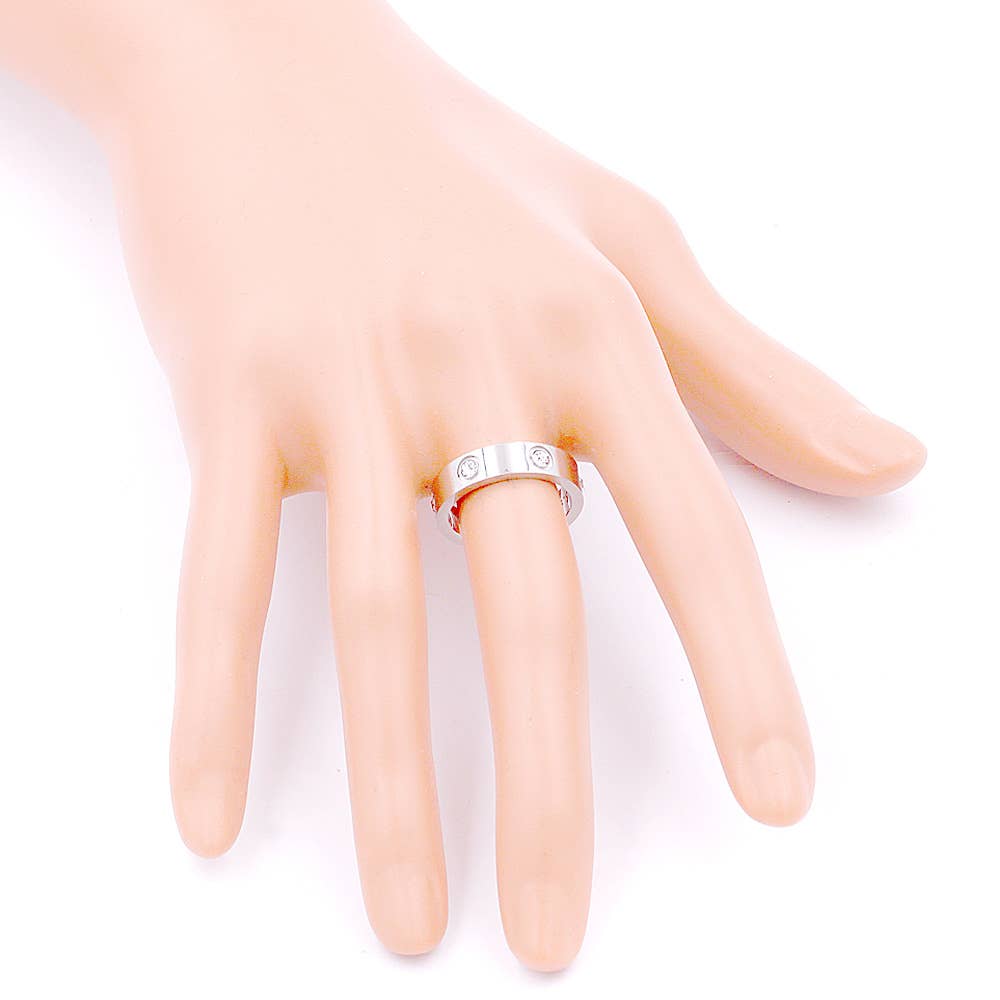 Stone Embellished Band Ring: Silver / 6