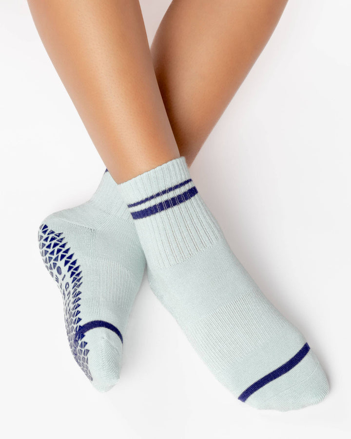 Women's Varsity Ankle Grip Sock: S/M