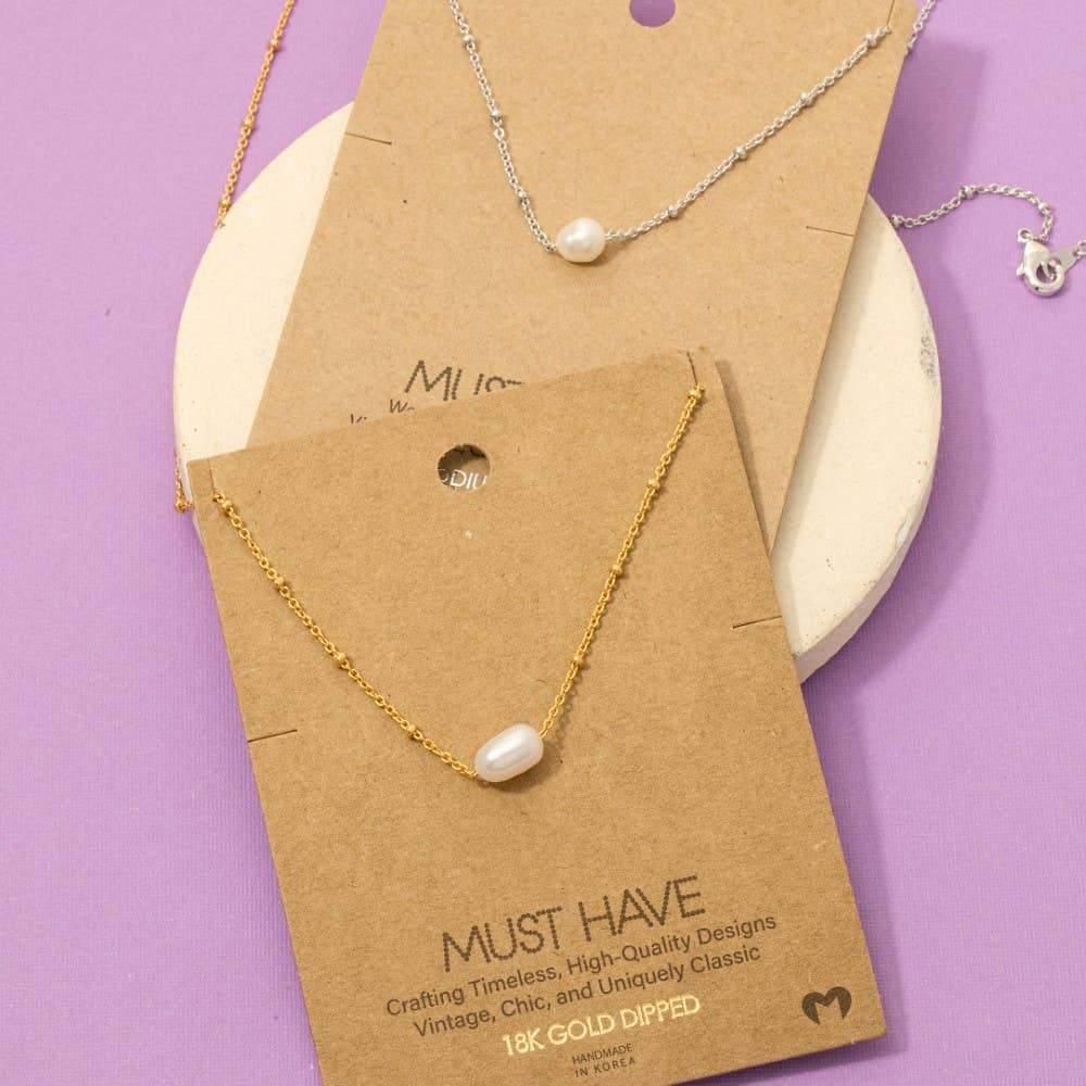 Gold Dipped Pearl Pendant Necklace: Gold