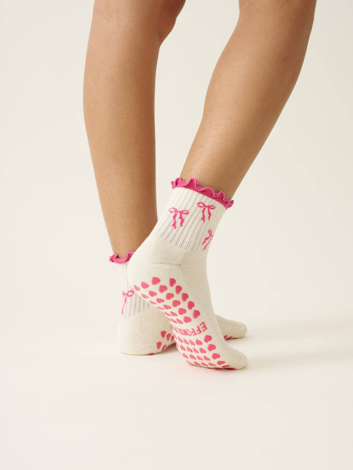 Bow Ruffle Grip Sock: Hot Pink