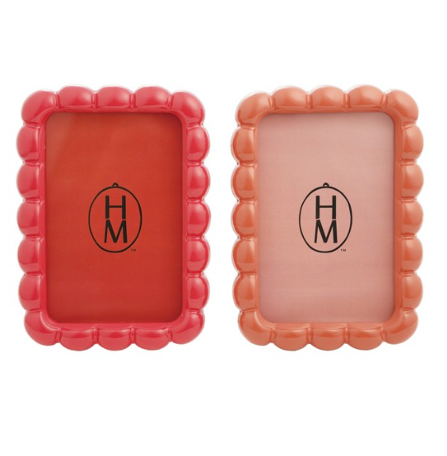 Round Resin Scalloped Photo Frame