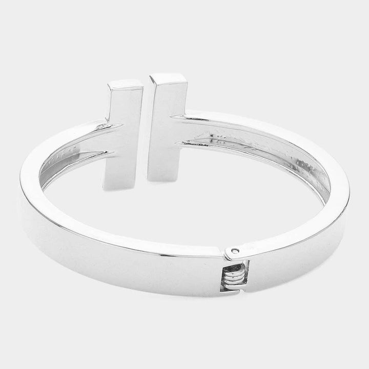 Geometric Metal T Bar Hinged Bangle Bracelet: Yellow Gold