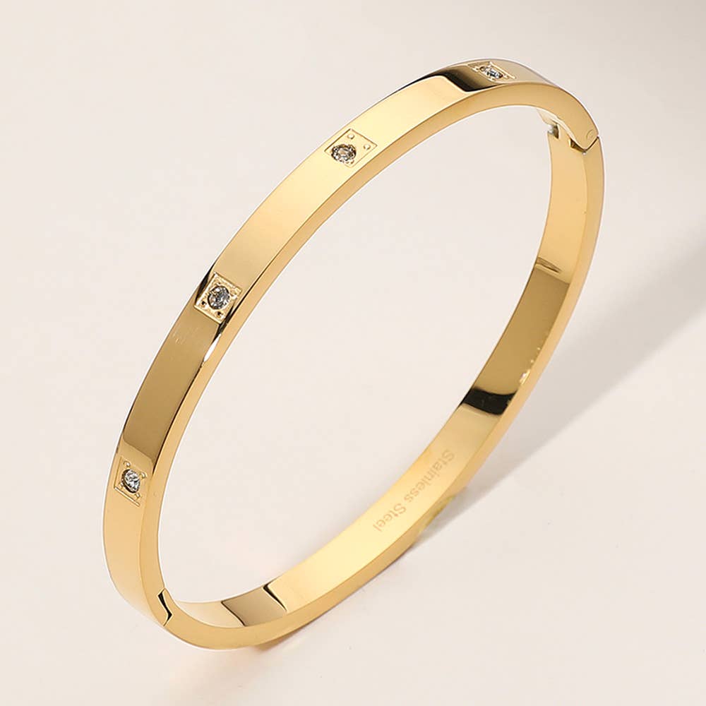 Stone Paved Pointed Hinged Bangle Bracelet: Yellow Gold