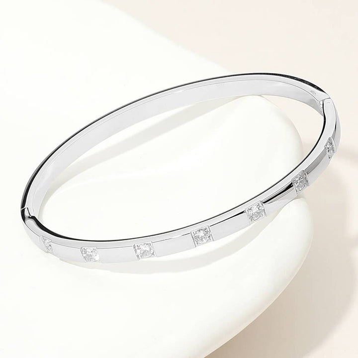 Stone Paved Hinged Bangle Bracelet: Gold