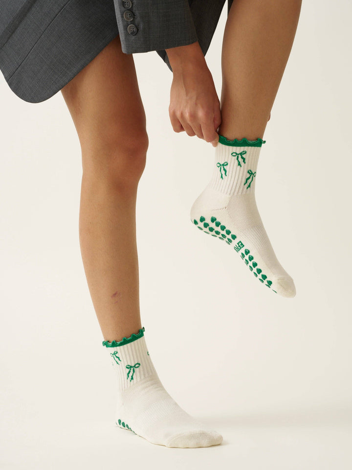 Bow Ruffle Grip Sock: Green