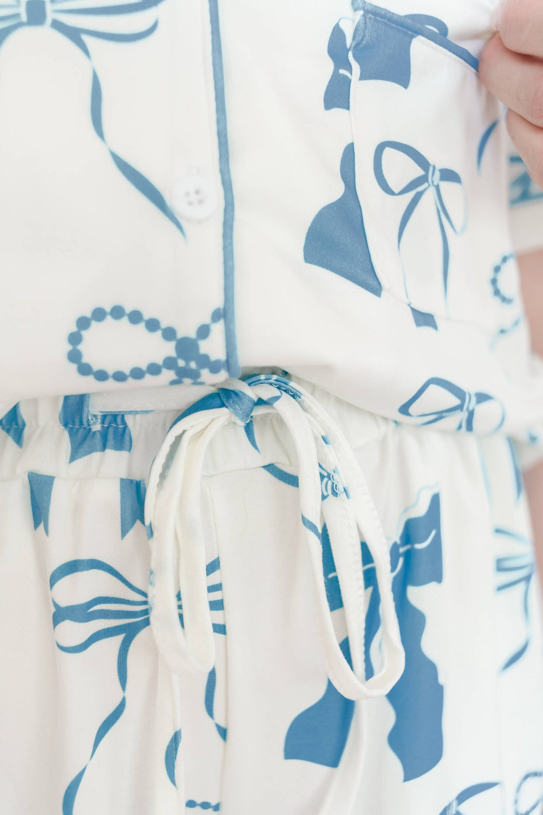 Blue and Cream Bows Short Sleeve Loungewear Pajama Set: XL