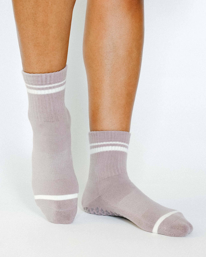 Women's Varsity Ankle Grip Sock: S/M