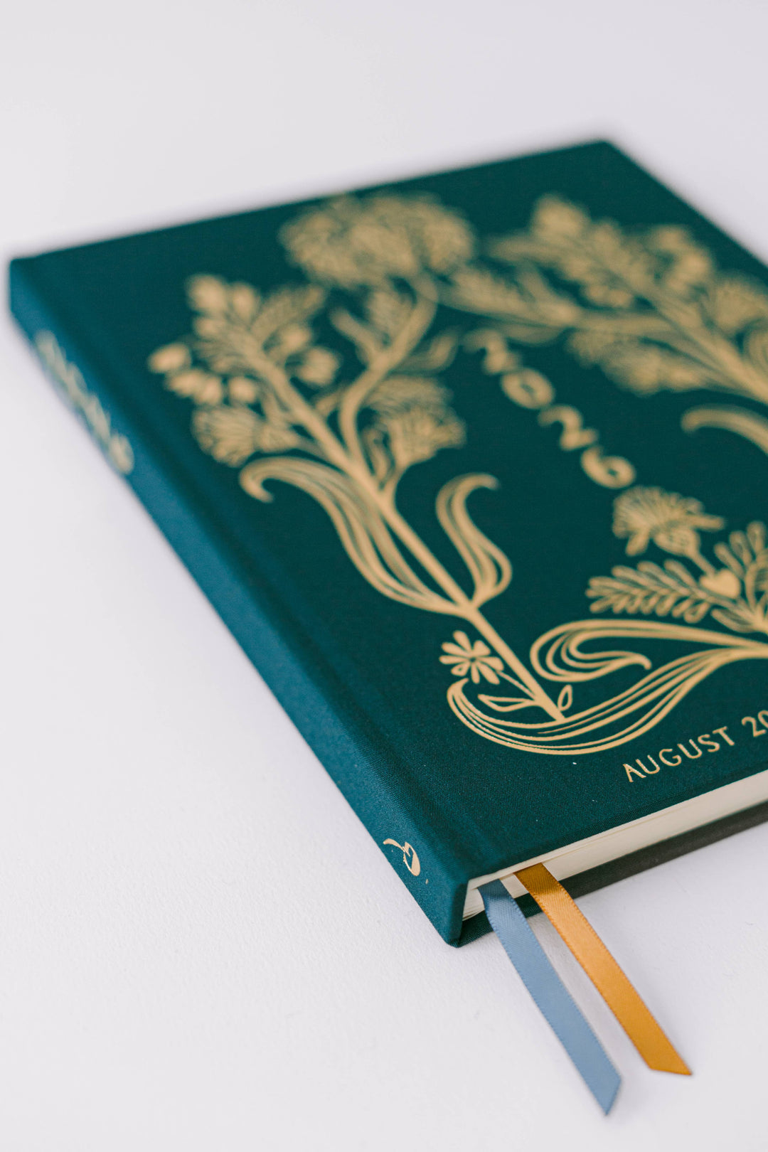 2026 Golden Thistle 17-Month Large Bound Planner