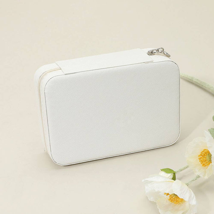 Faux Leather Portable Jewelry Box: Ivory