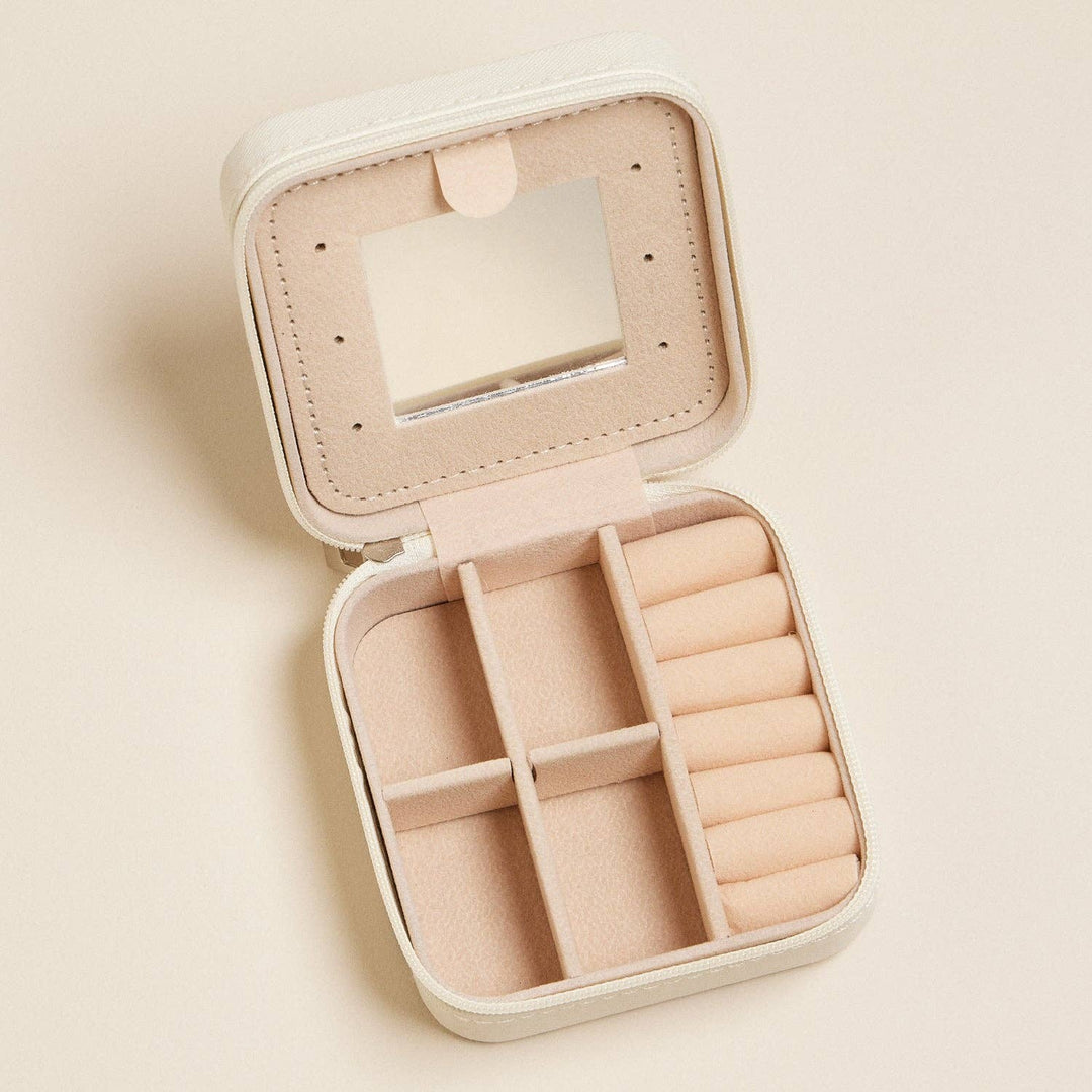 Seashell Print Travel Jewelry Case – Square Zipper Jewelry Organizer: MI / ONE