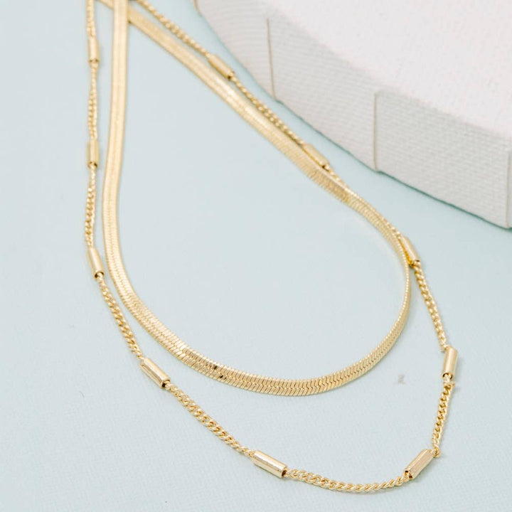 Dainty Chain Double Layered Necklace: Gold