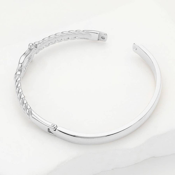 Shackle Hinged Bangle Bracelet: Gold