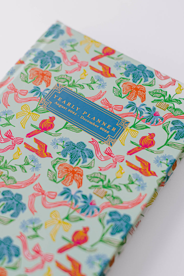 2026 Birds and Bows 17-Month Medium Bound Planner