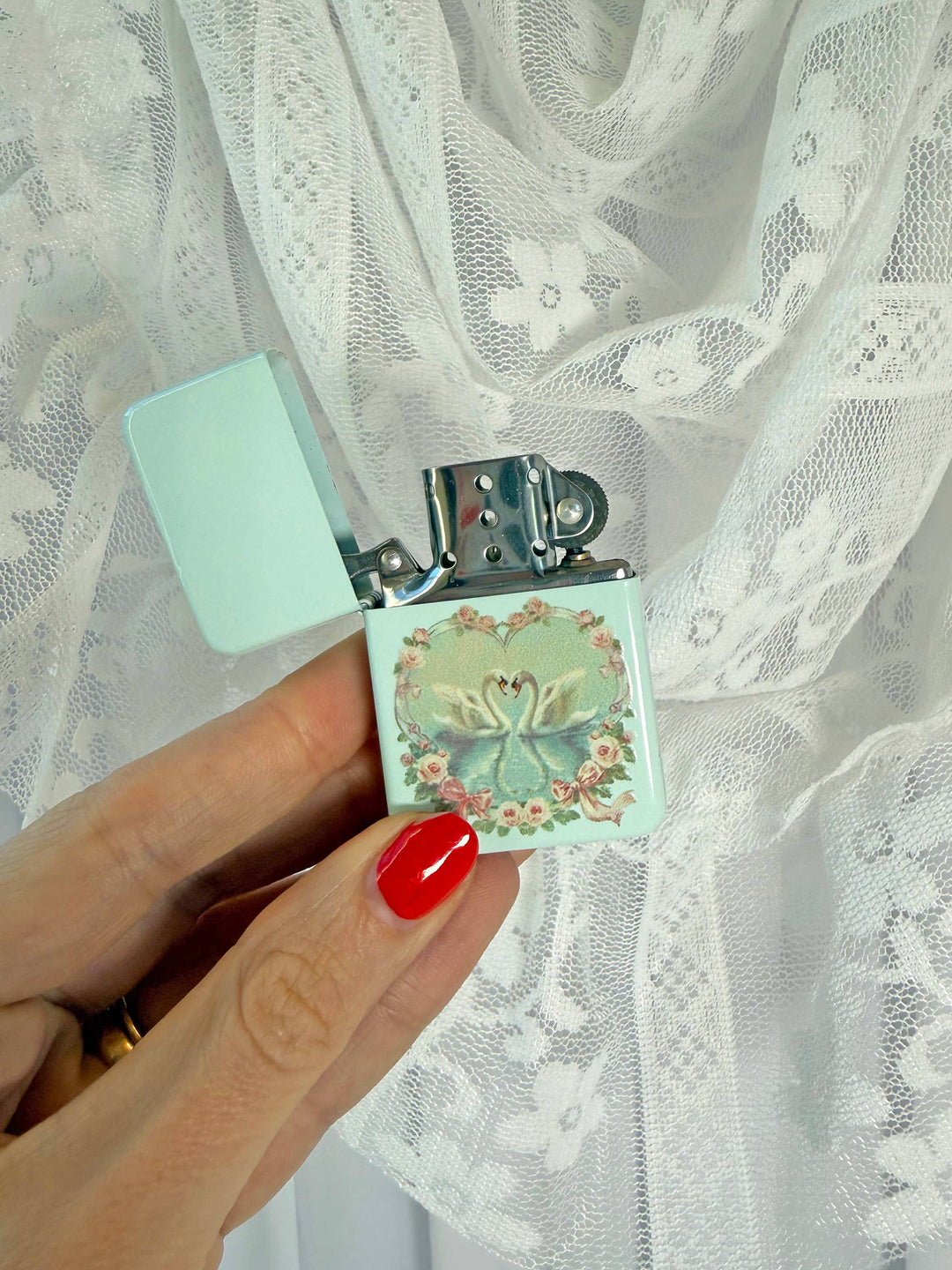 Swan Lighter