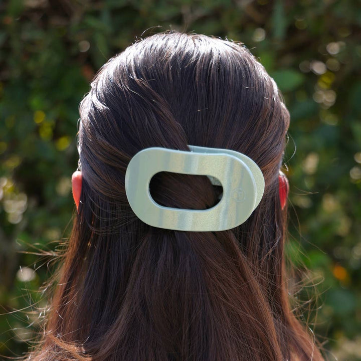 Flat Round Hair Clip | Medium | Dew Drop