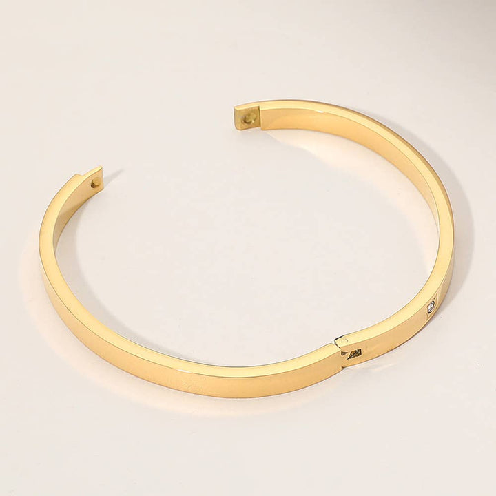 Stone Paved Pointed Hinged Bangle Bracelet: Yellow Gold